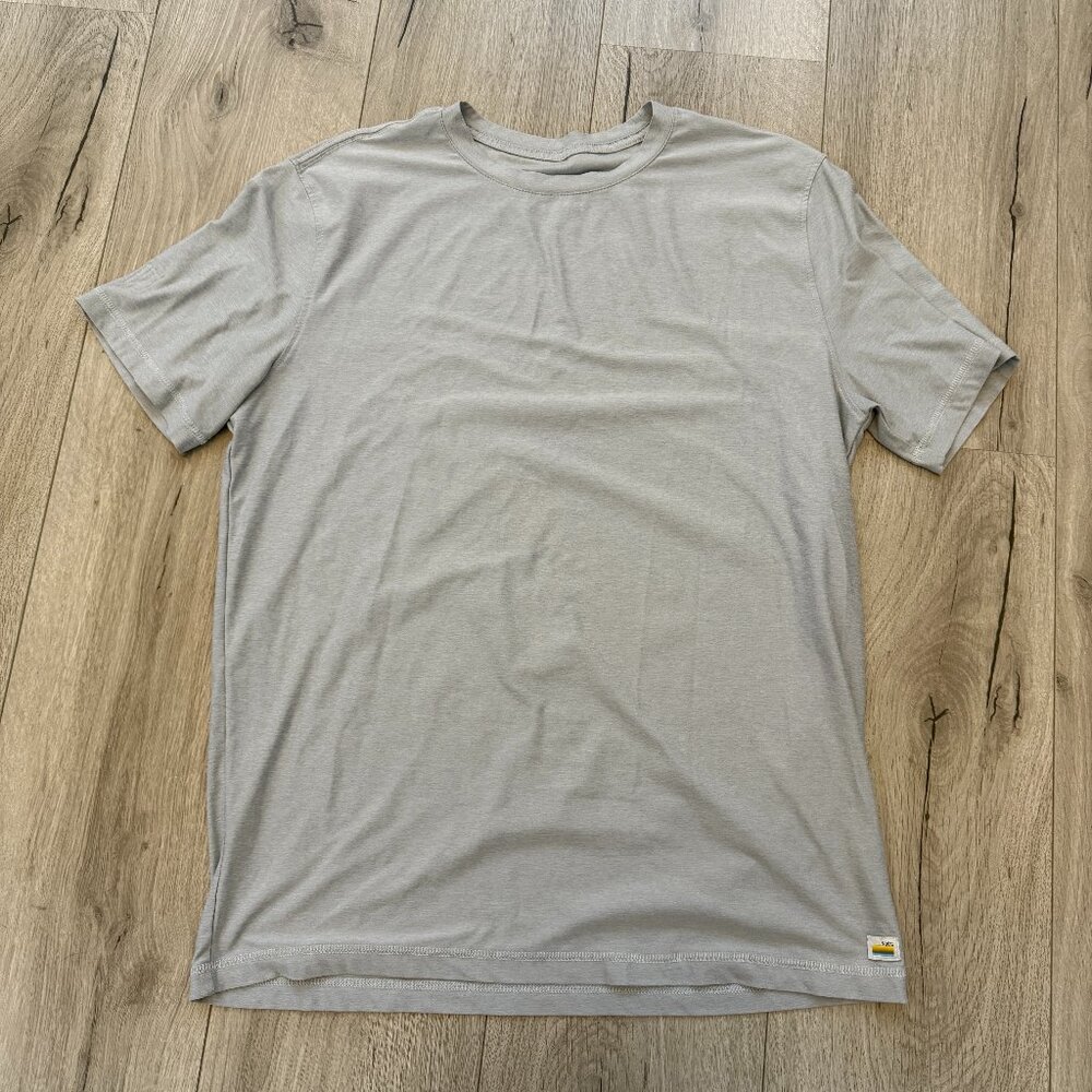 Men's Medium Vuori Strato Tech T Shirt